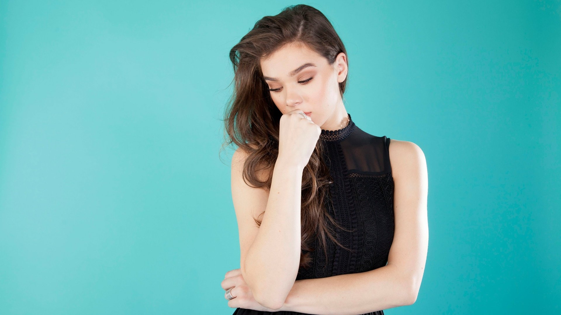 Download Celebrity Hailee Steinfeld 4k Ultra HD Wallpaper