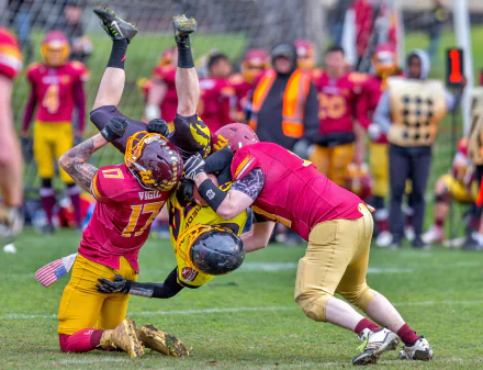  Gridiron Victoria: Spectacular Action Tackle